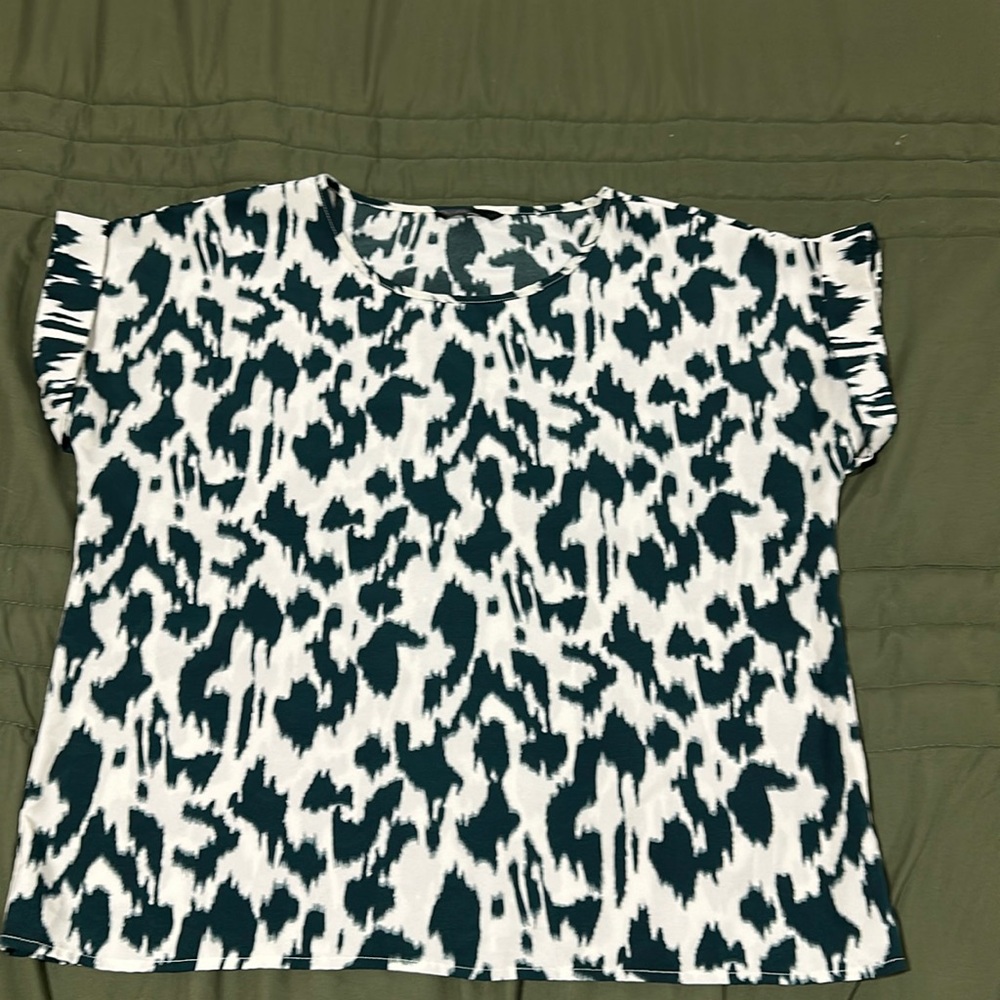 Green abstract blouse